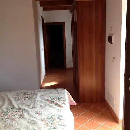 بيت ضيافة La Torretta Di بولّيكا